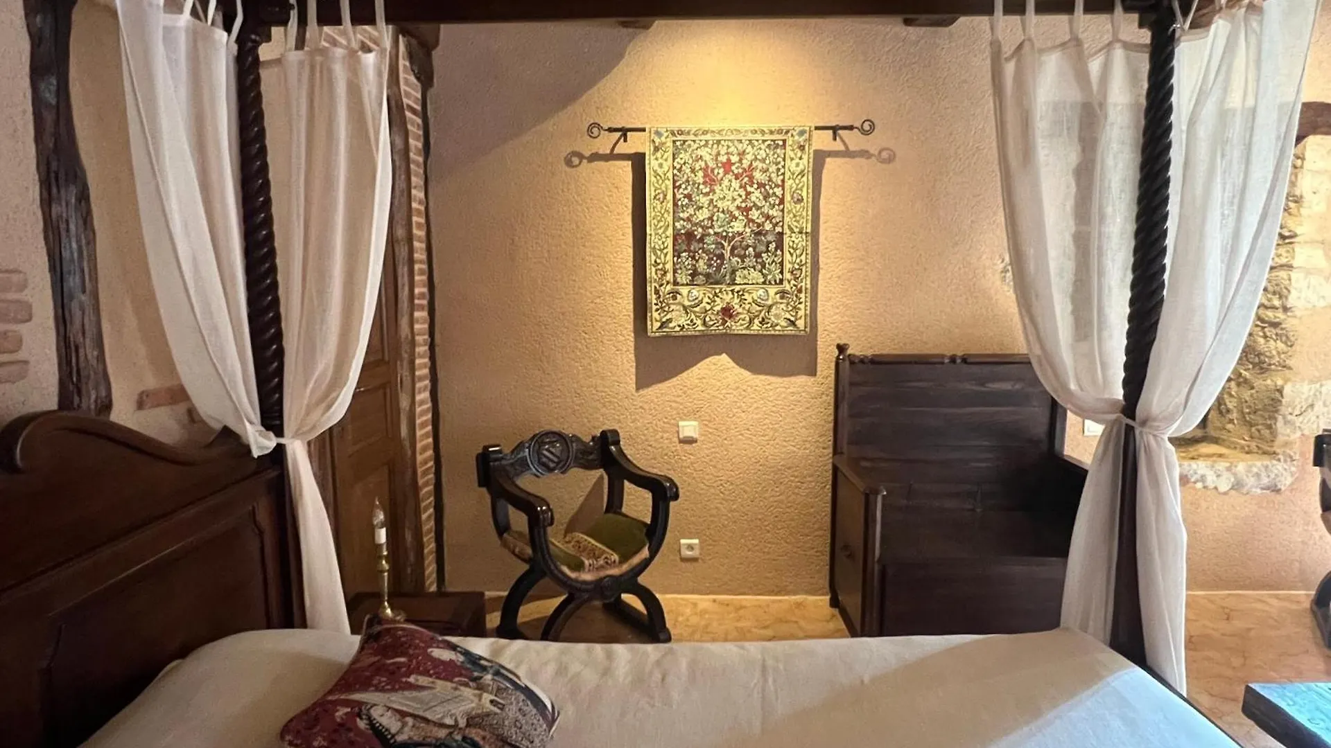 Le Relais Des Chevaliers 