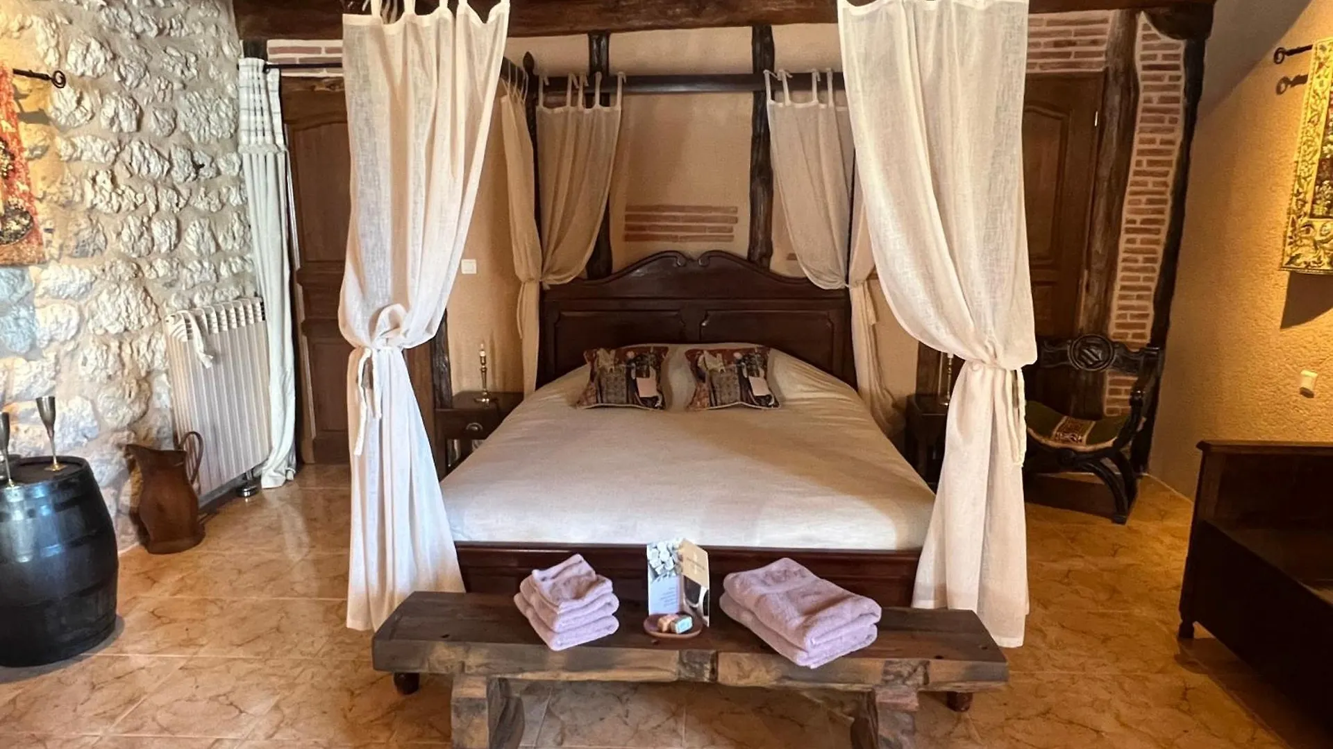 Le Relais Des Chevaliers 