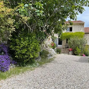 la-bugadiere.hotels-rhonealpes.com/
